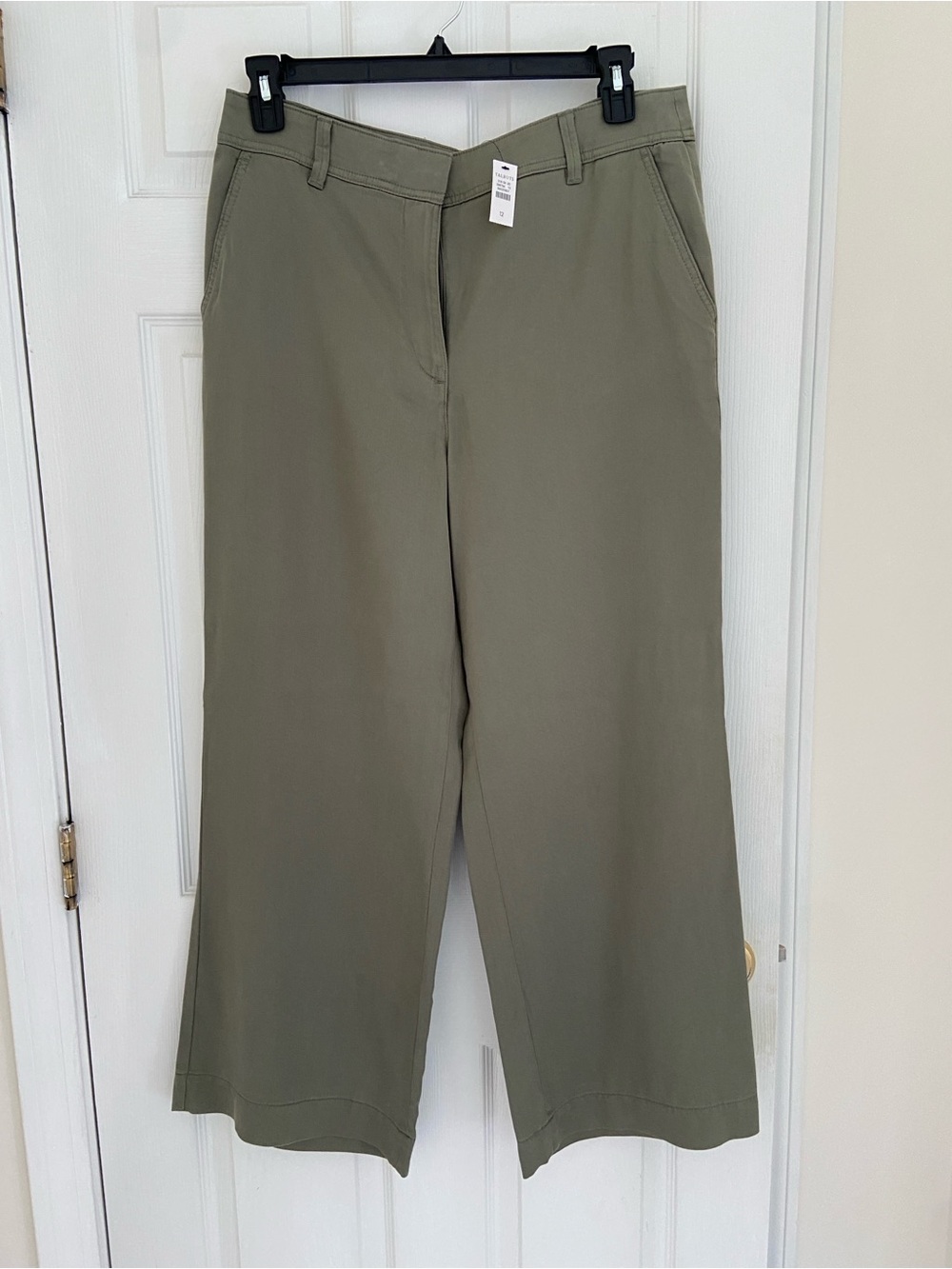 Talbots Olive Wide-Leg Bermuda Shorts